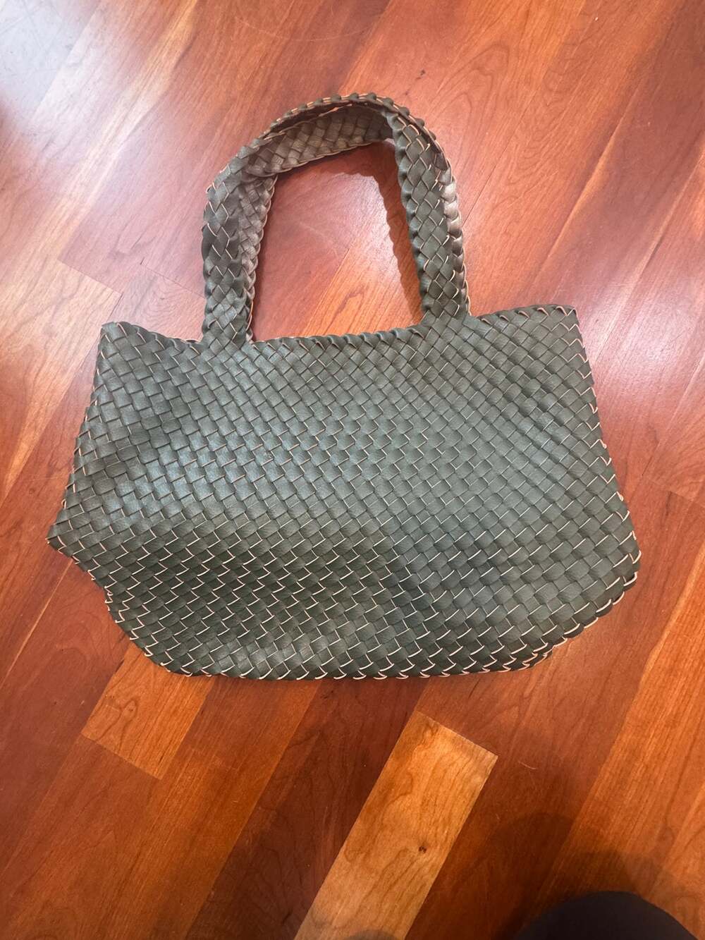 Ilse Jacobsen Hornbæk Woven Leather Tote Bag Army Green / Smoked Pearl Metallic